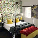 Hillrise House